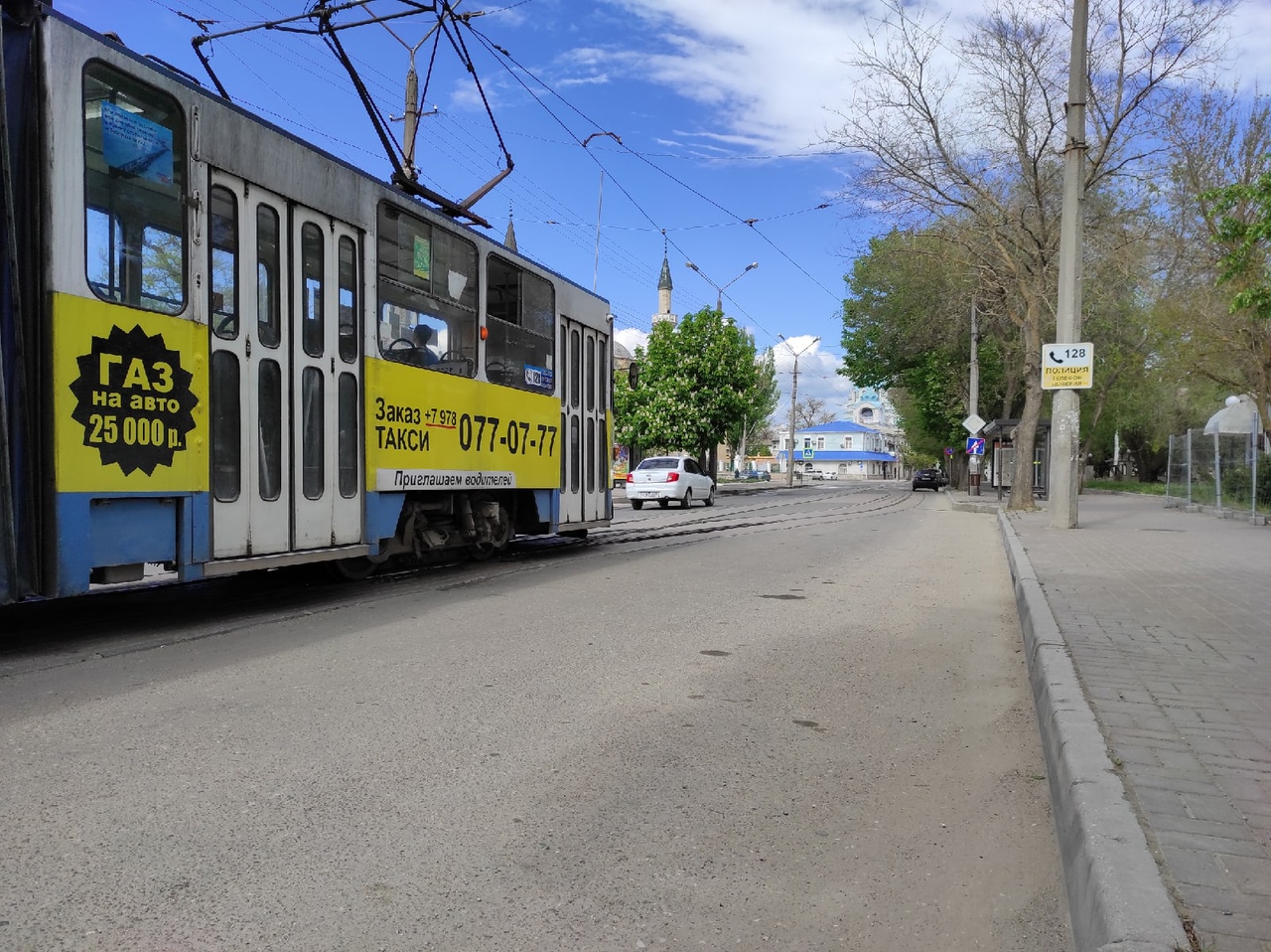 В Евпатории появились новые трамваи
